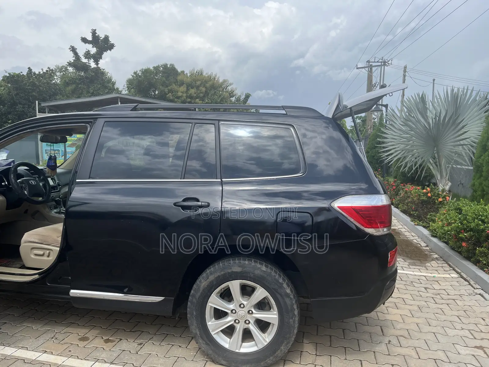 Toyota Highlander 3.5L 4WD 2013 Black