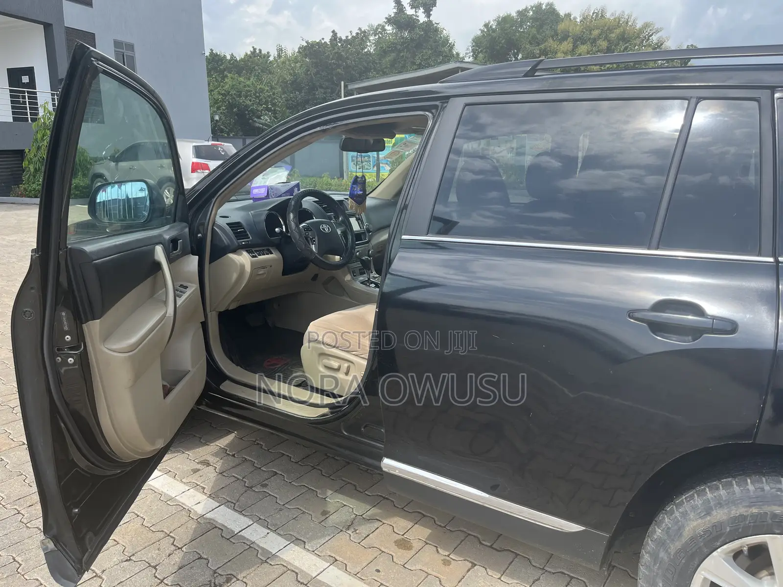Toyota Highlander 3.5L 4WD 2013 Black