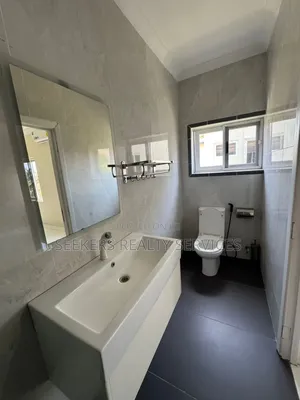 5bdrm Mansion in Seekers Realty, US Embassy Area for rent