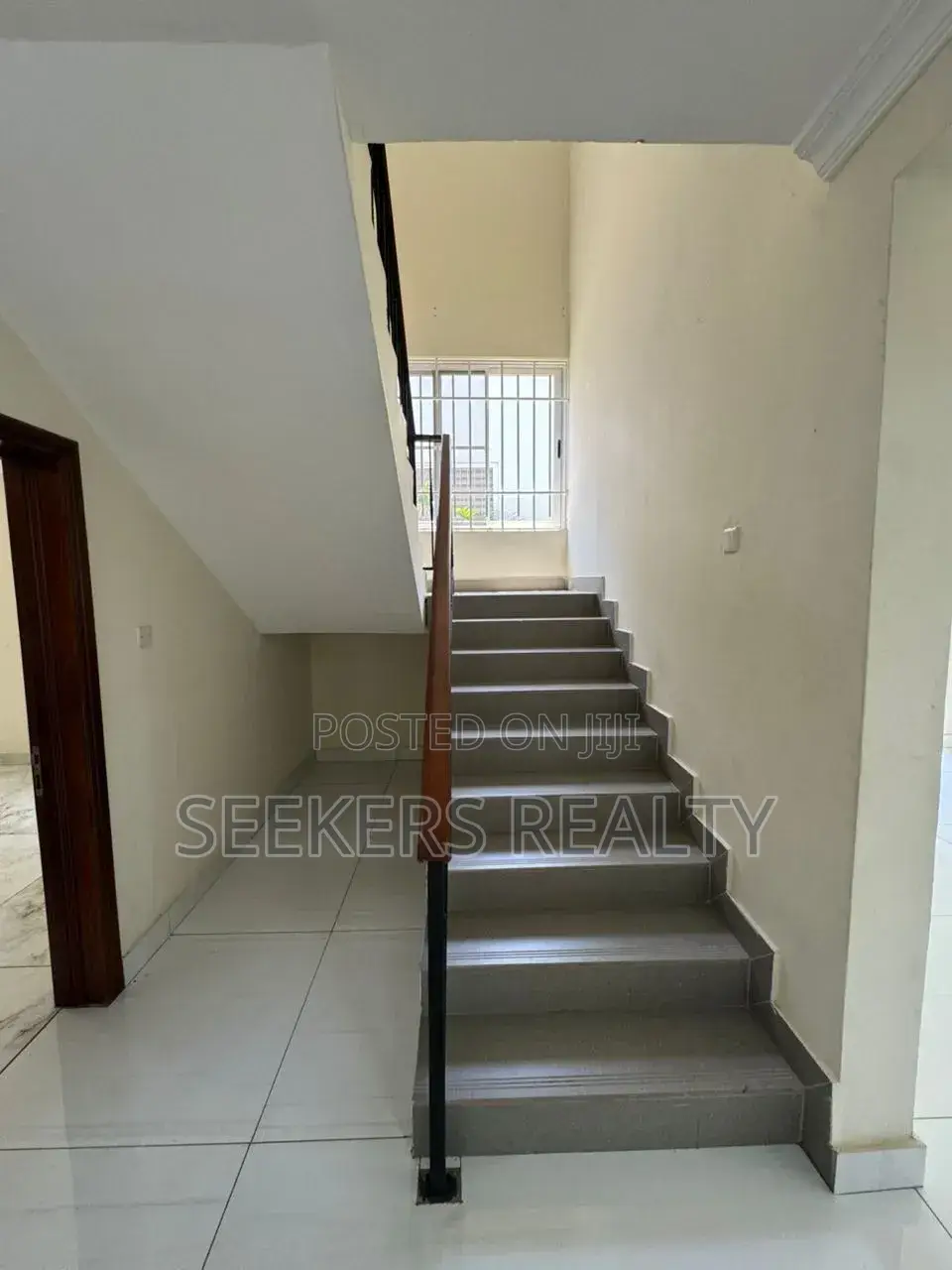 5bdrm Mansion in Seekers Realty, US Embassy Area for rent