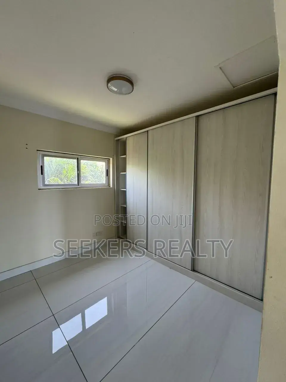 5bdrm Mansion in Seekers Realty, US Embassy Area for rent