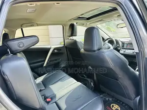 Toyota RAV4 Limited 4dr SUV AWD (2.5L 4cyl 6A) 2014 Gray