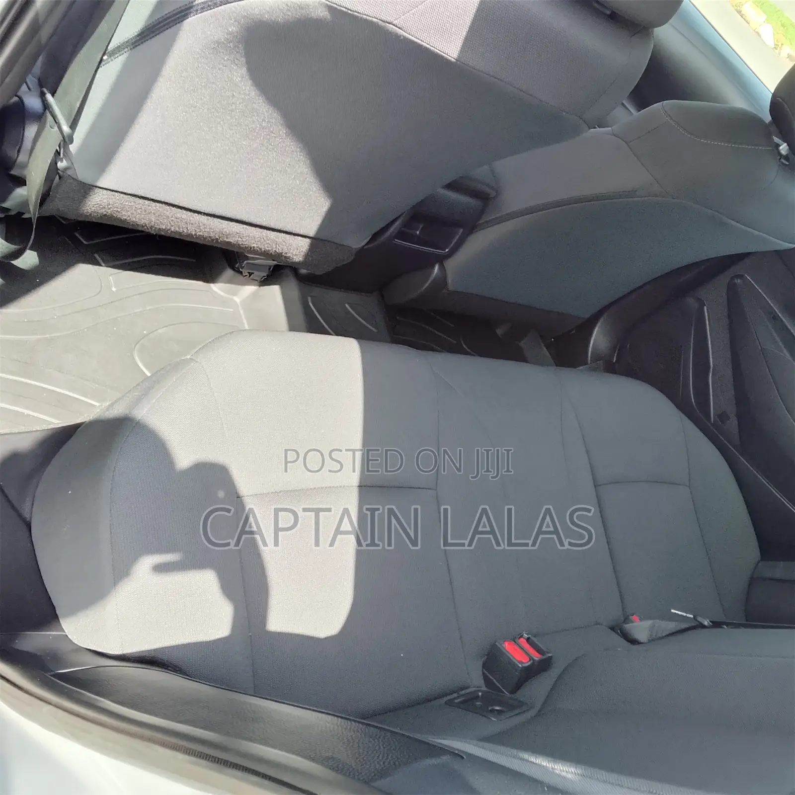 Toyota Corolla LE 2022 Silver