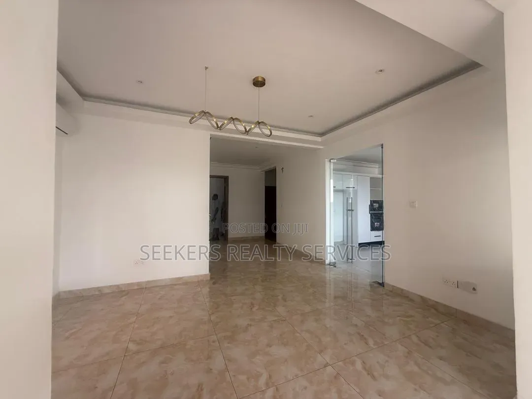 5bdrm Townhouse/Terrace in Seekers Realty, American House for sale