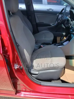 Hyundai Elantra 2016 Red