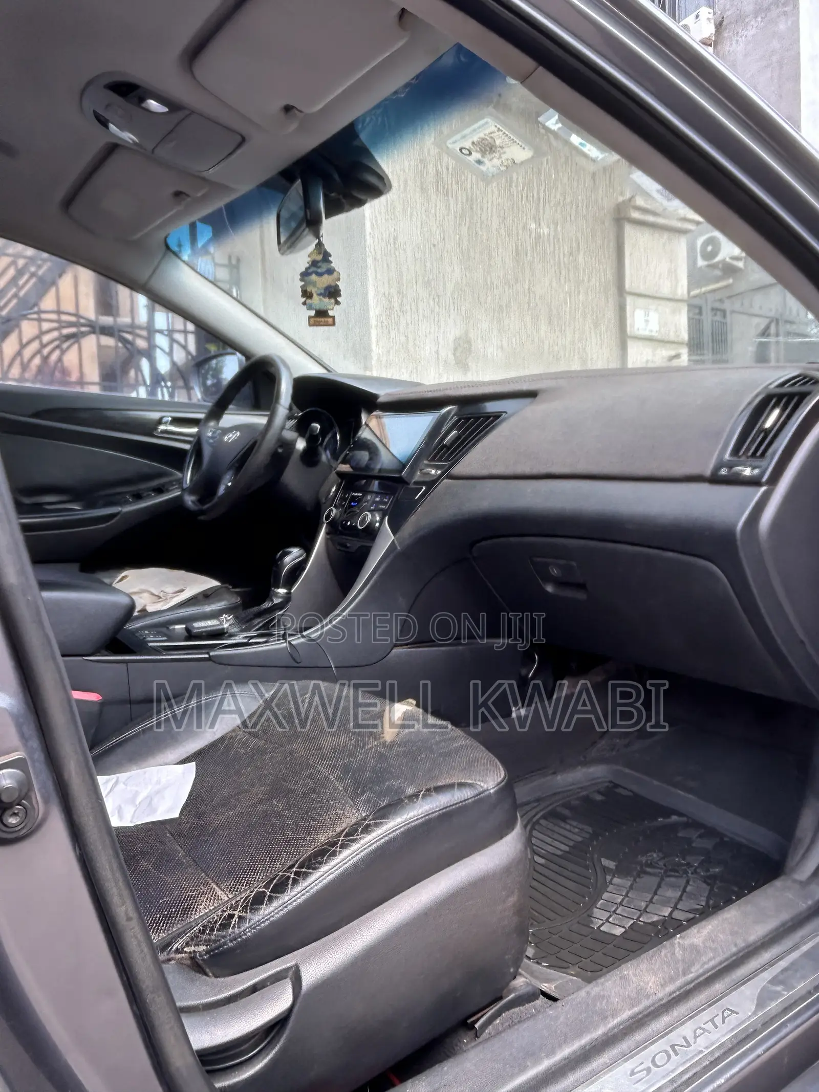 Hyundai Sonata Limited 2.0T Sedan (2.0L 4cyl 6A) 2013 Beige