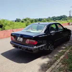 Mercedes-Benz E320 2002 Black
