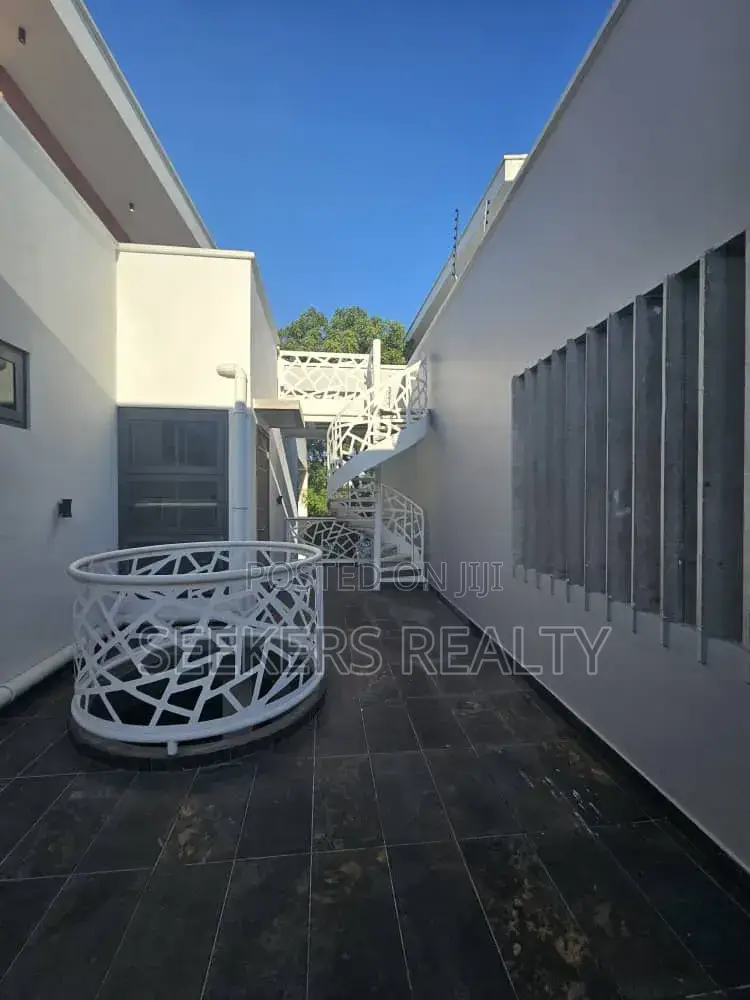 4bdrm House in Seekers Realty, Tseaddo for sale
