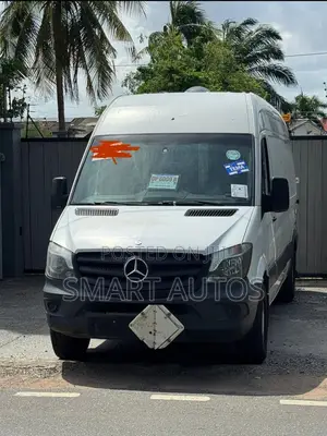 Mercedes-Benz Sprinter 2012 White