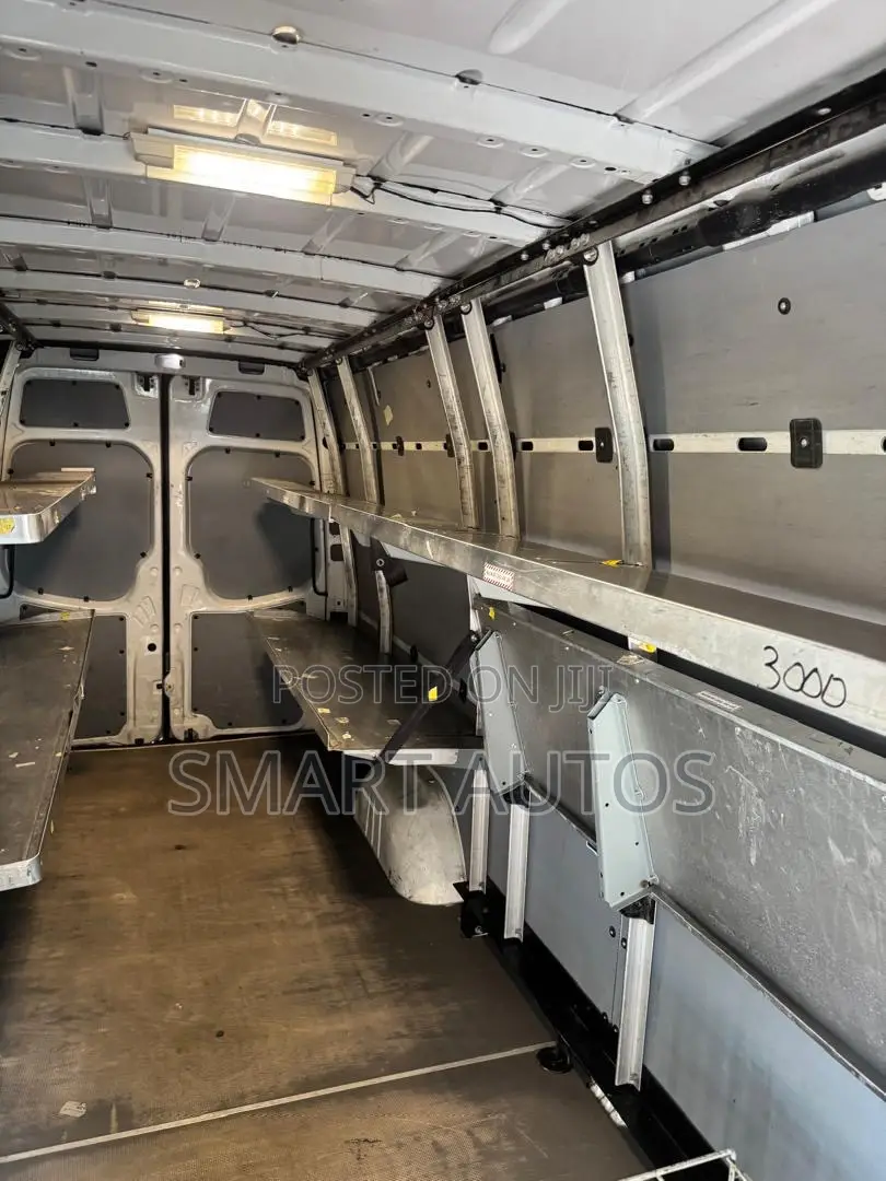 Mercedes-Benz Sprinter 2012 White