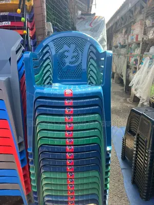 Durable Plastic Chairs for Events