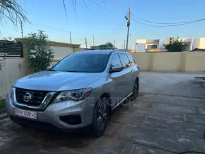 Nissan Pathfinder S 4dr FWD (3.5L 6cyl) 2017 Silver