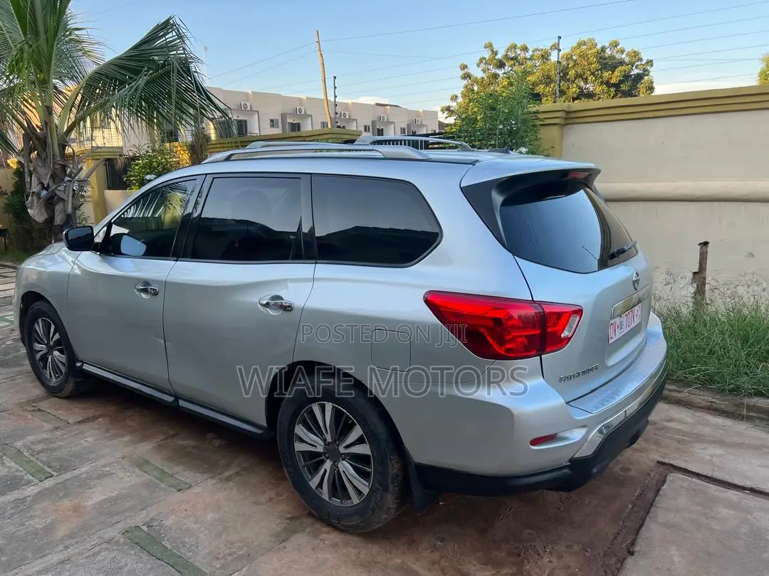 Nissan Pathfinder S 4dr FWD (3.5L 6cyl) 2017 Silver