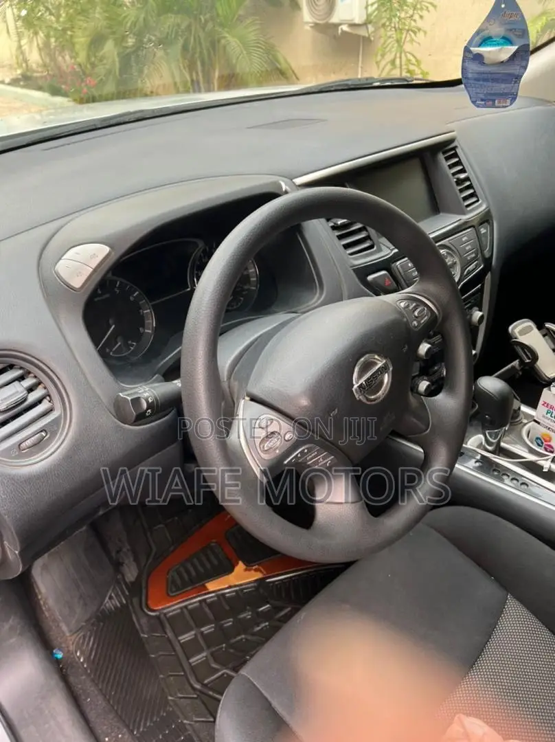 Nissan Pathfinder S 4dr FWD (3.5L 6cyl) 2017 Silver
