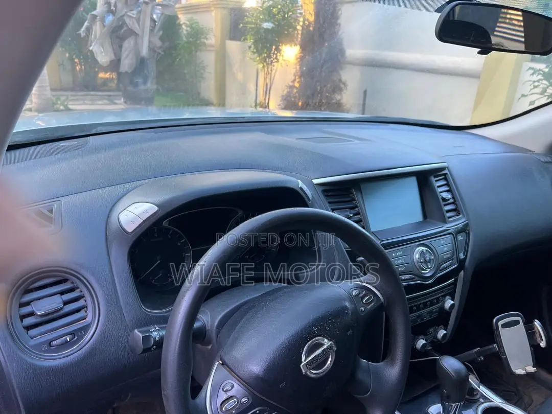 Nissan Pathfinder S 4dr FWD (3.5L 6cyl) 2017 Silver