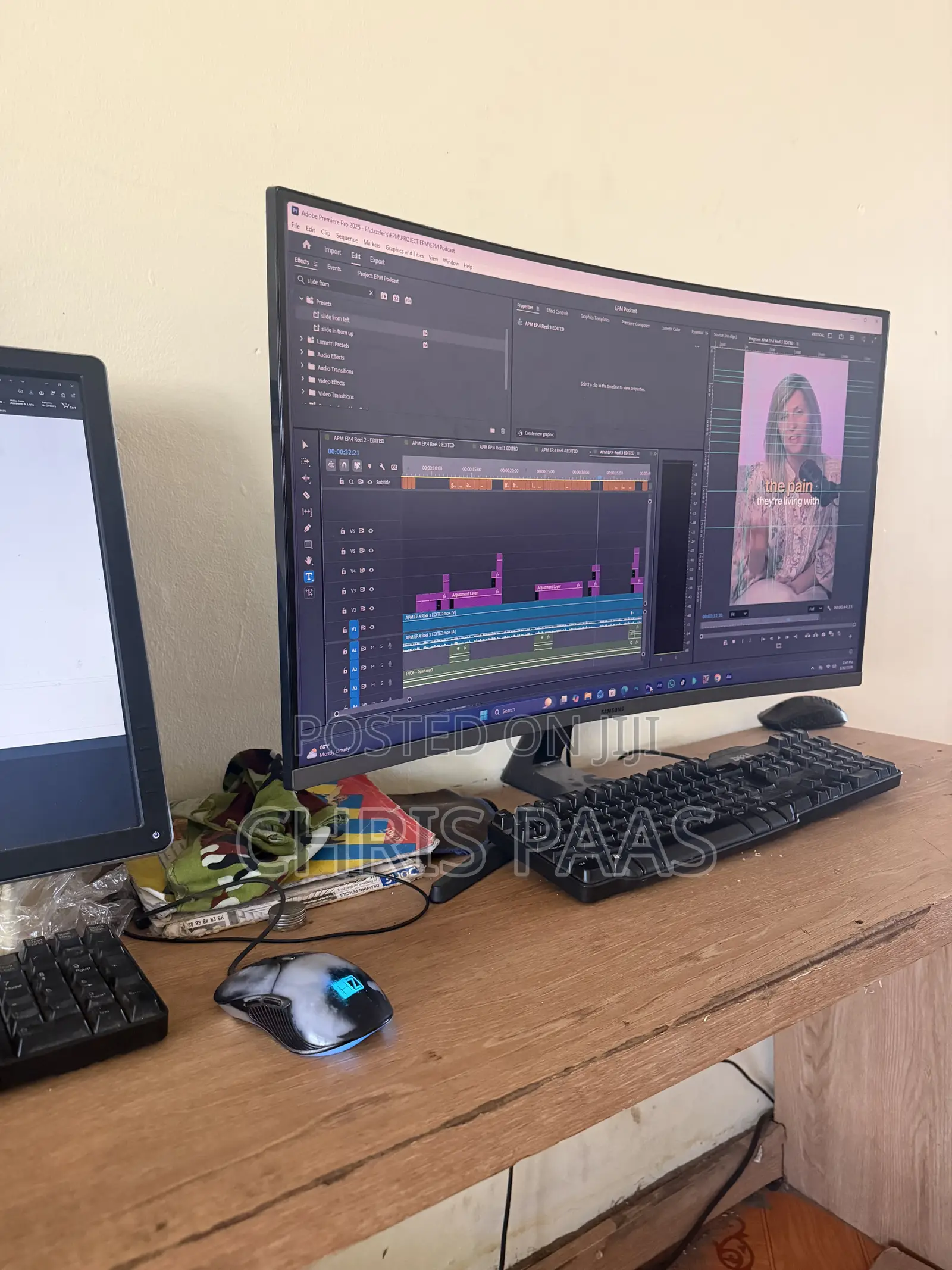 32 Inches Edgeless Samsung Curved Monitor (Slightly Used)