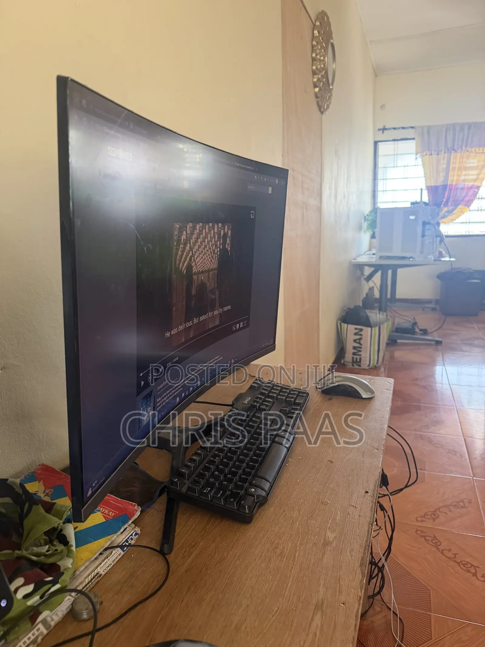 32 Inches Edgeless Samsung Curved Monitor (Slightly Used)