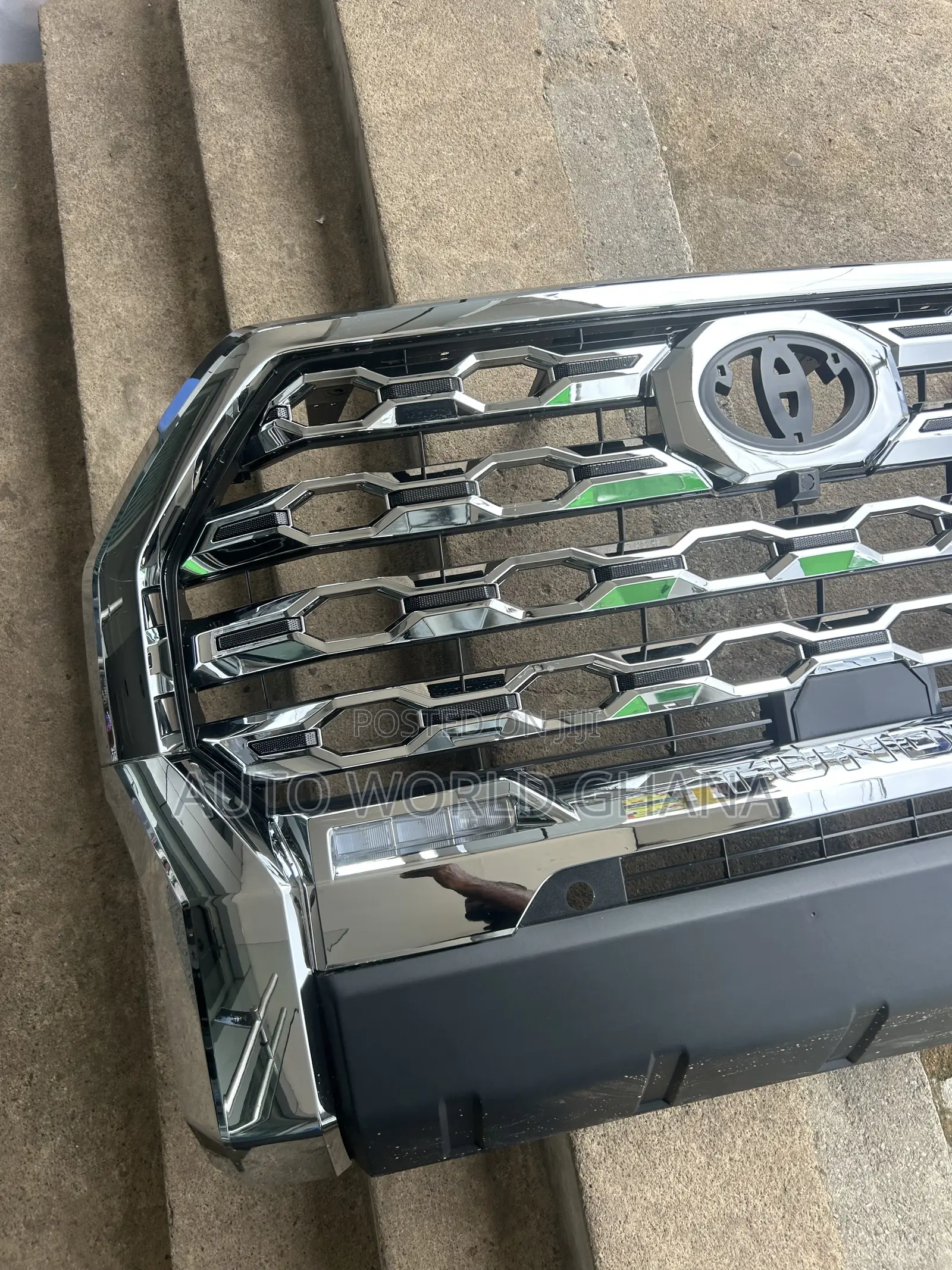 Toyota Tundra 2023-2025 Chrome Bumper
