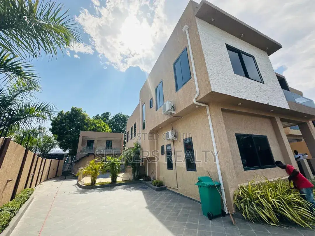 5bdrm House in Seekers Realty, Accra Metropolitan for sale