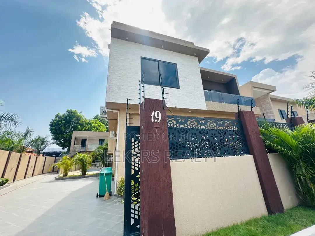 5bdrm House in Seekers Realty, Accra Metropolitan for sale