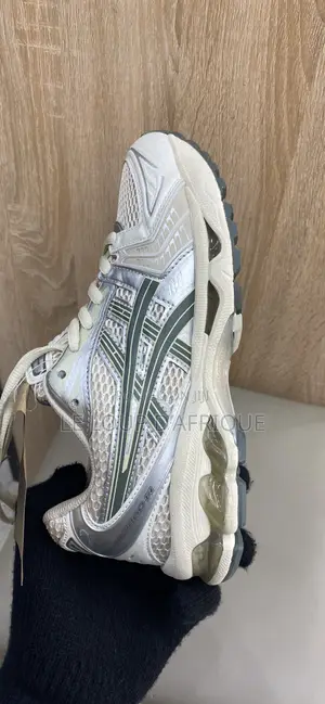 Asics Gel-Kayano 14 Cream