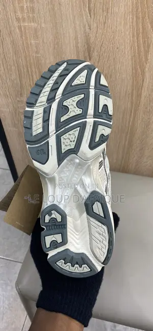 Asics Gel-Kayano 14 Cream