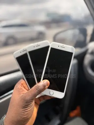 New Apple iPhone 7 32 GB White