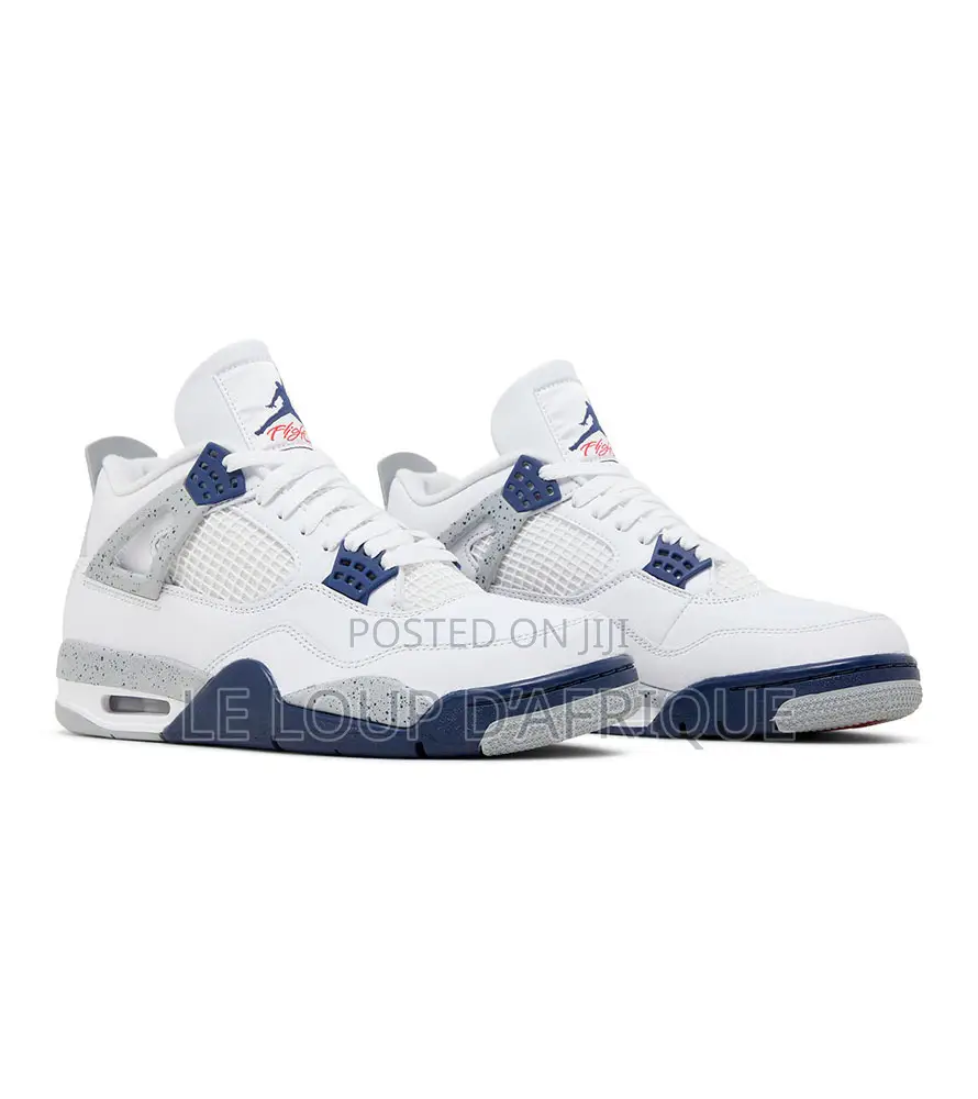 Air Jordan 4 Retro Midnight Navy