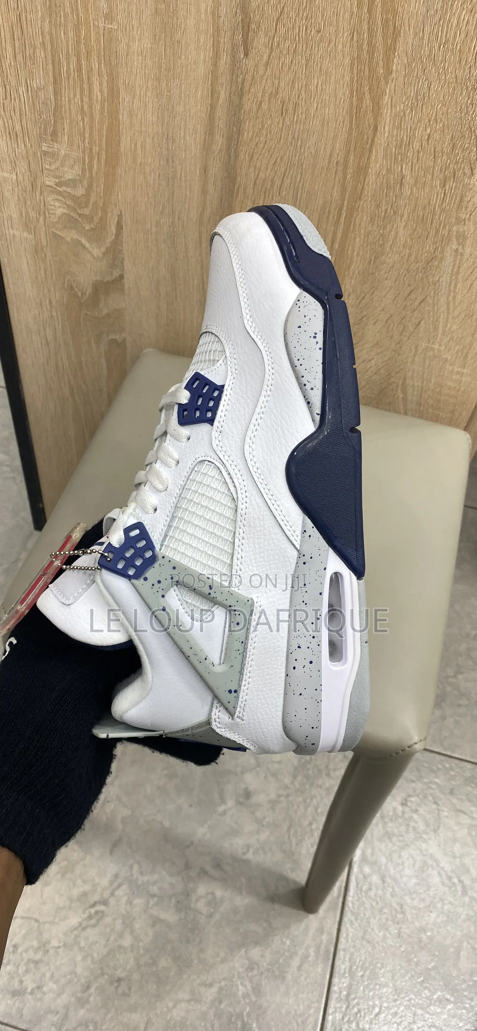 Air Jordan 4 Retro Midnight Navy