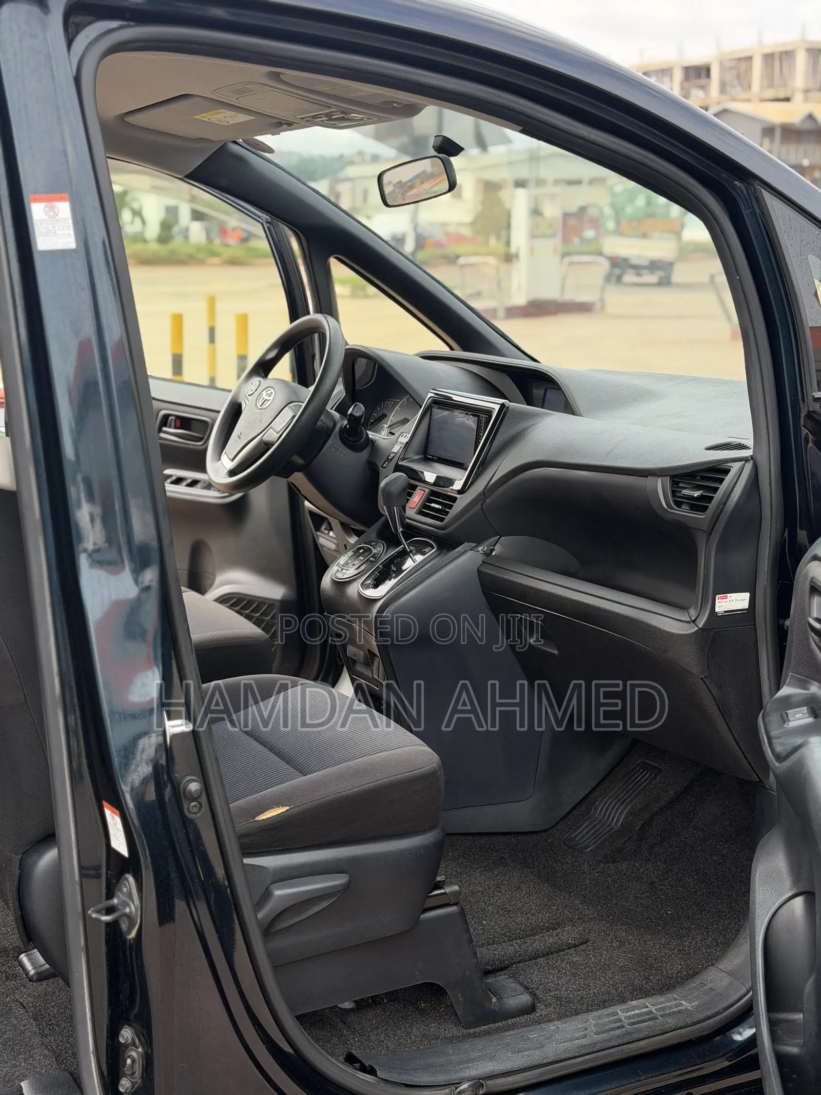 Toyota Voxy 2015 Blue