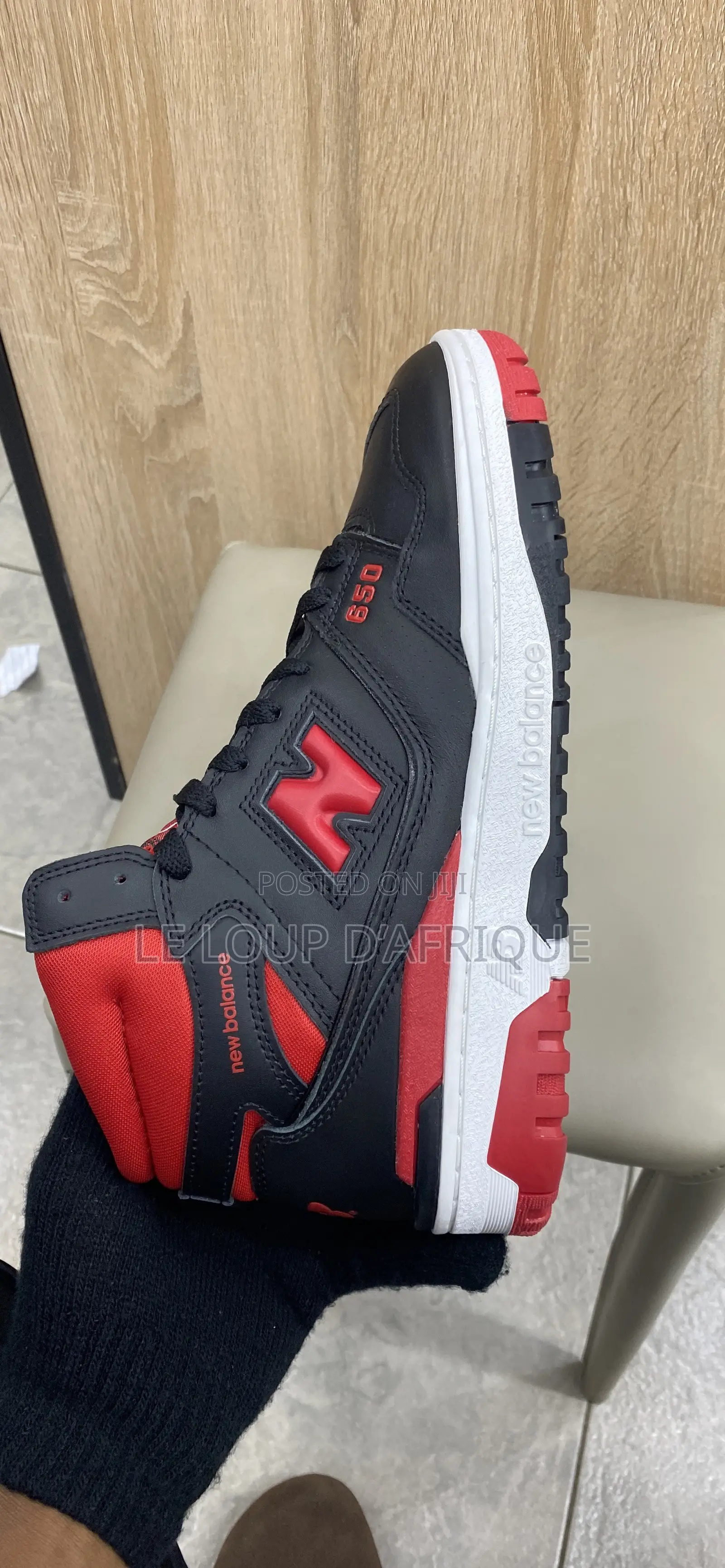 New Balance 650r Black Red
