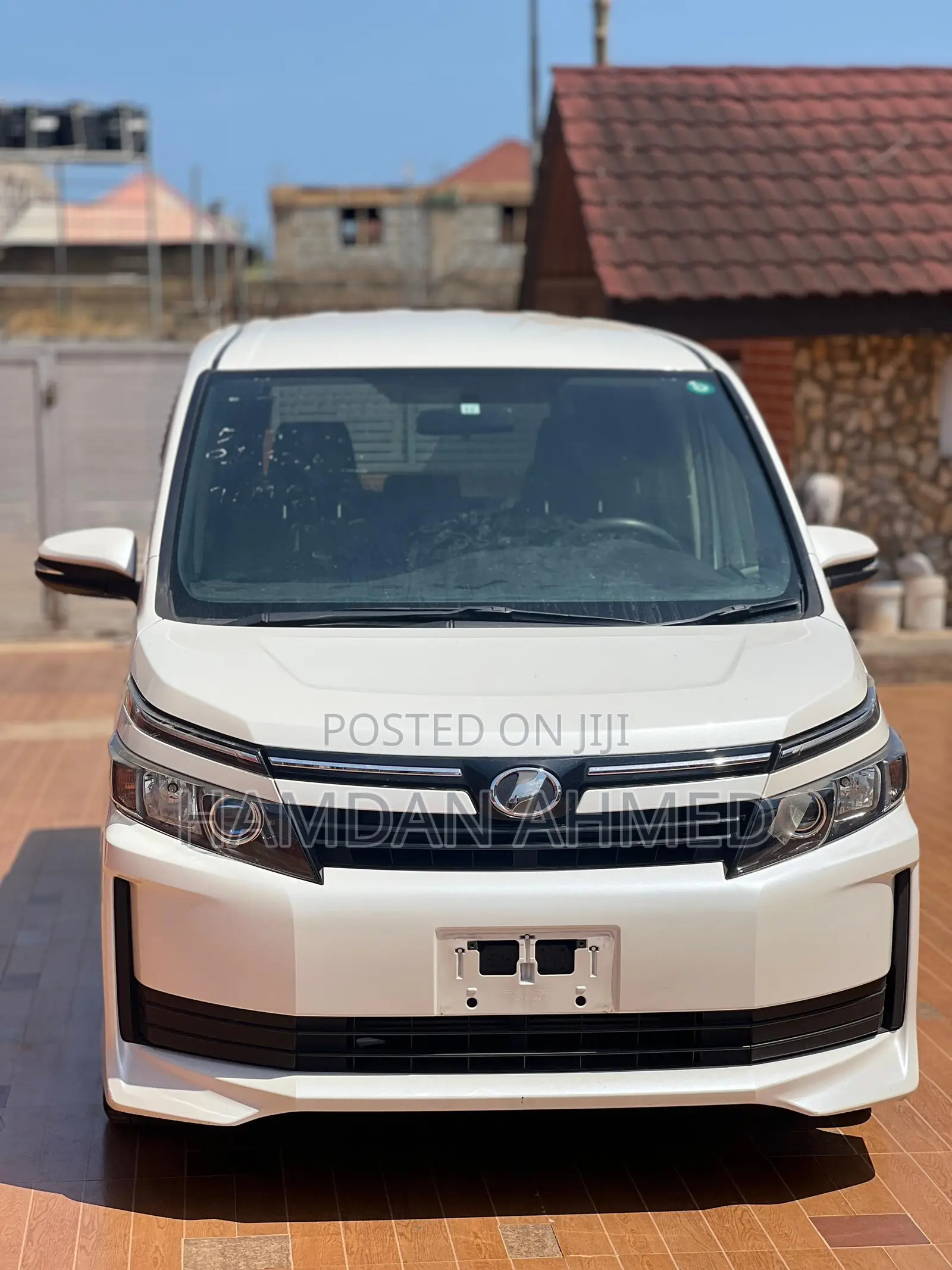 Toyota Voxy 2015 White