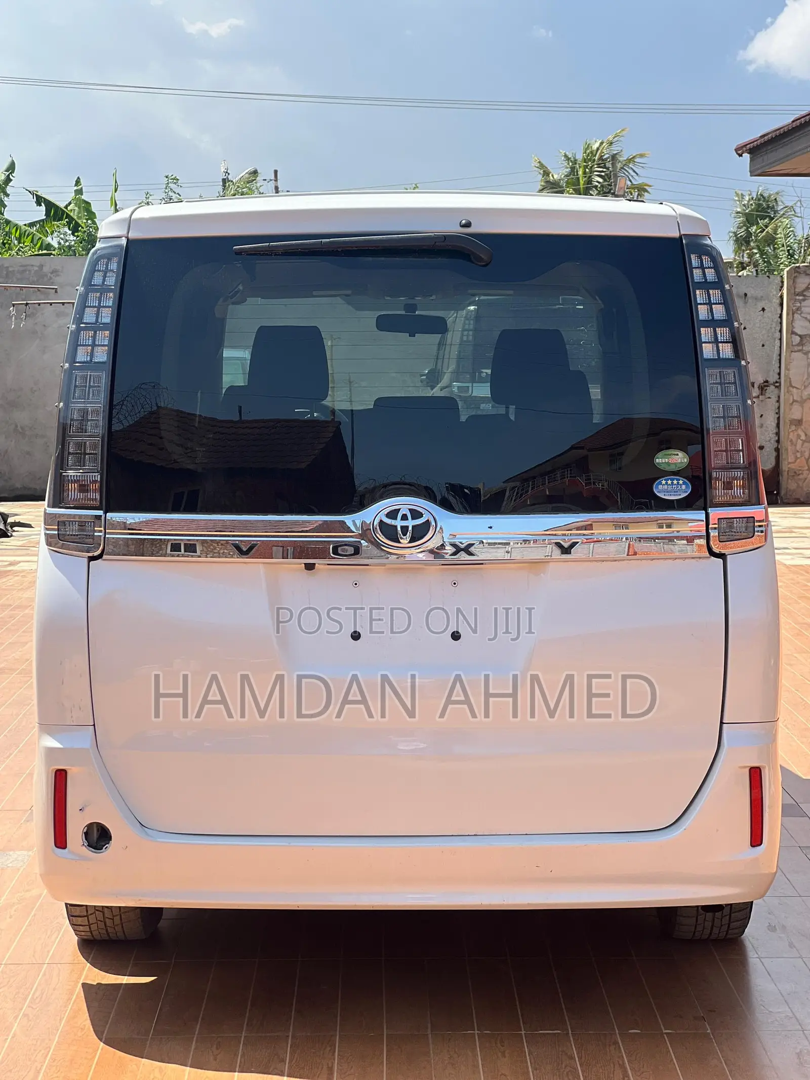 Toyota Voxy 2015 White