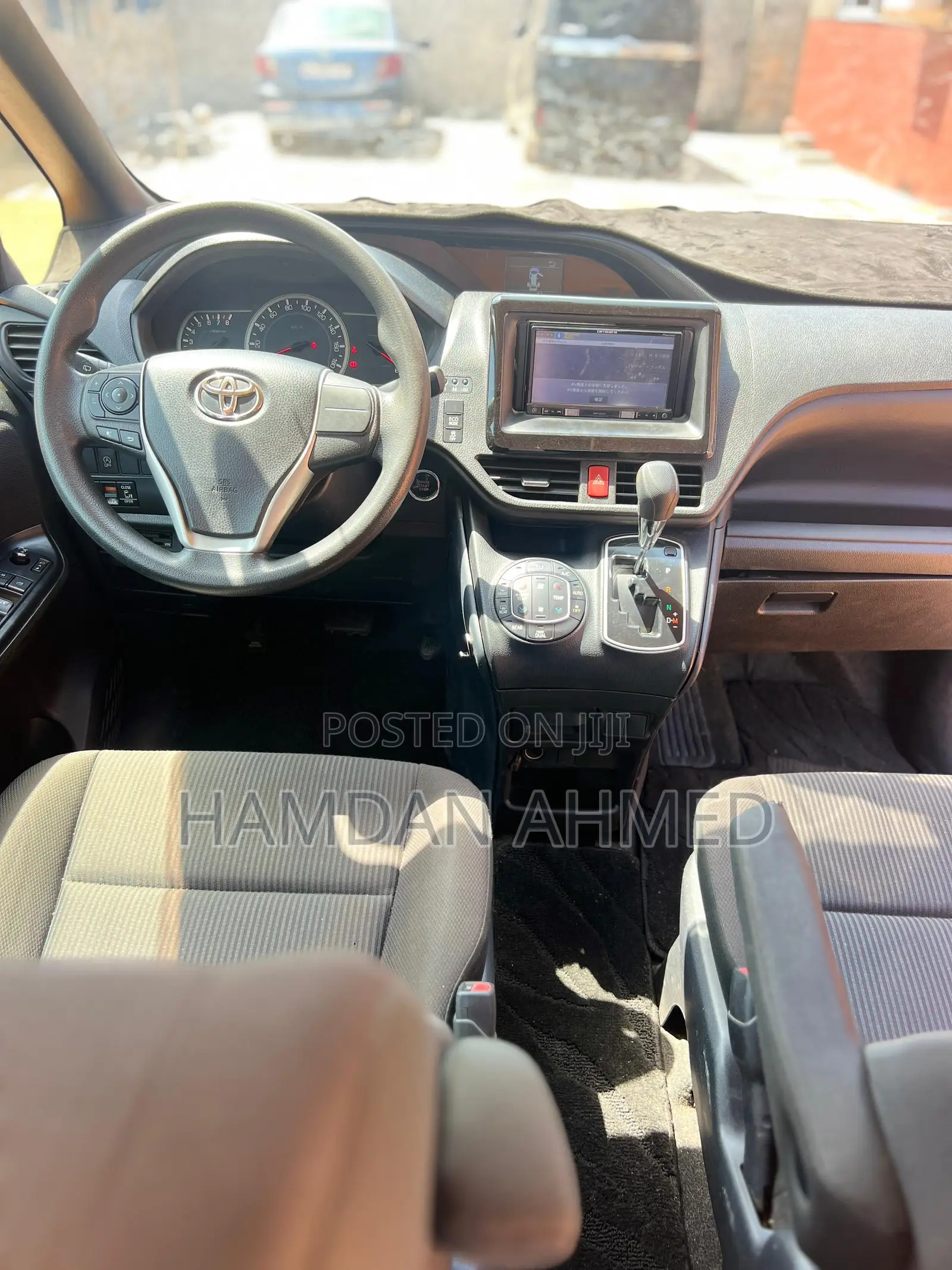 Toyota Voxy 2015 White