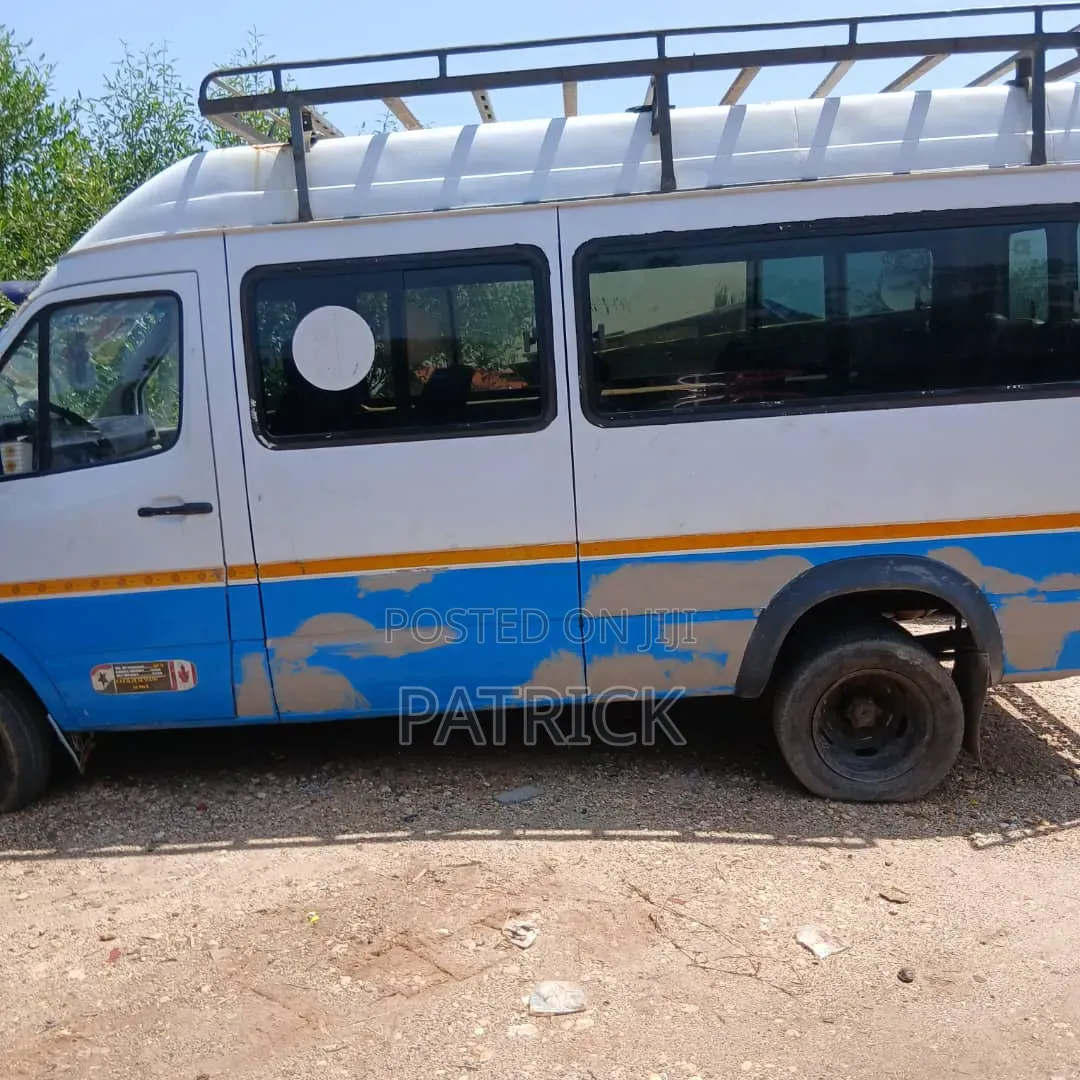 Mercedes-Benz Sprinter 2009 White