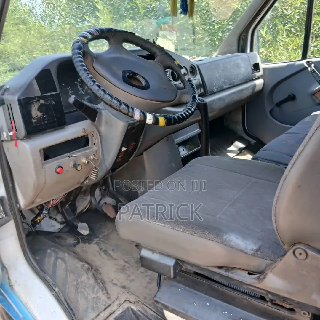 Mercedes-Benz Sprinter 2009 White