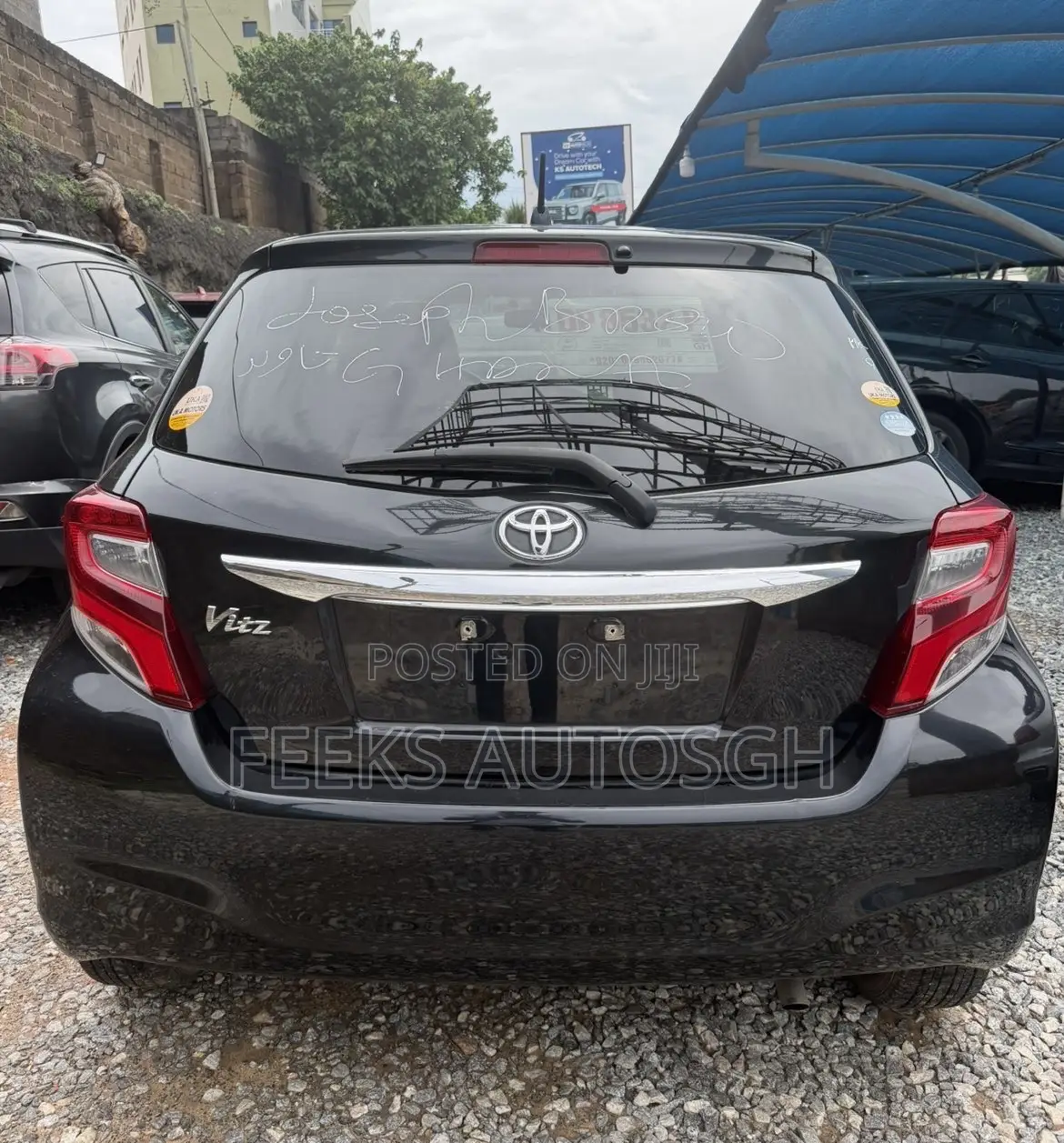 Toyota Vitz 2015 Black