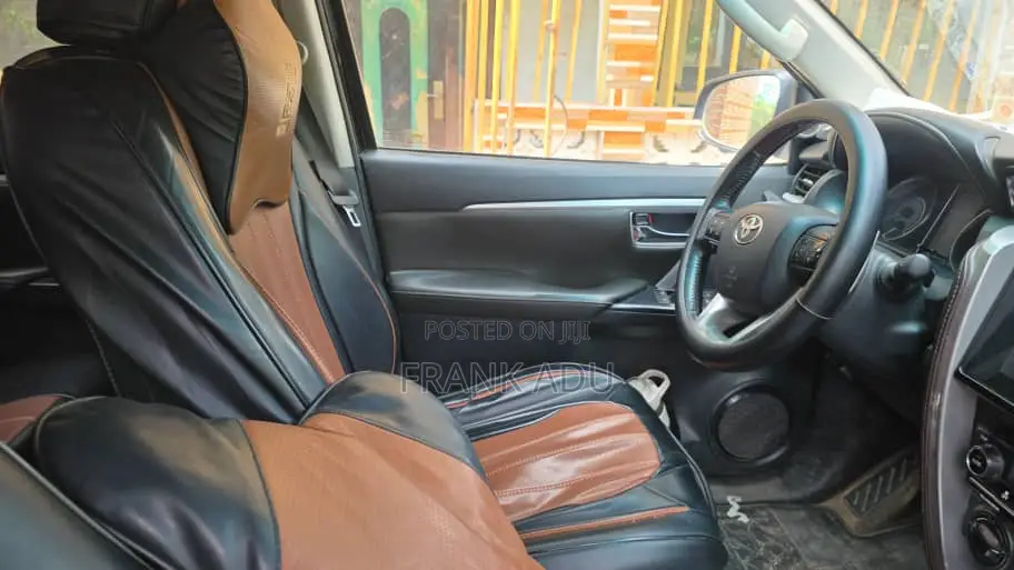 Toyota Fortuner 2018 Black