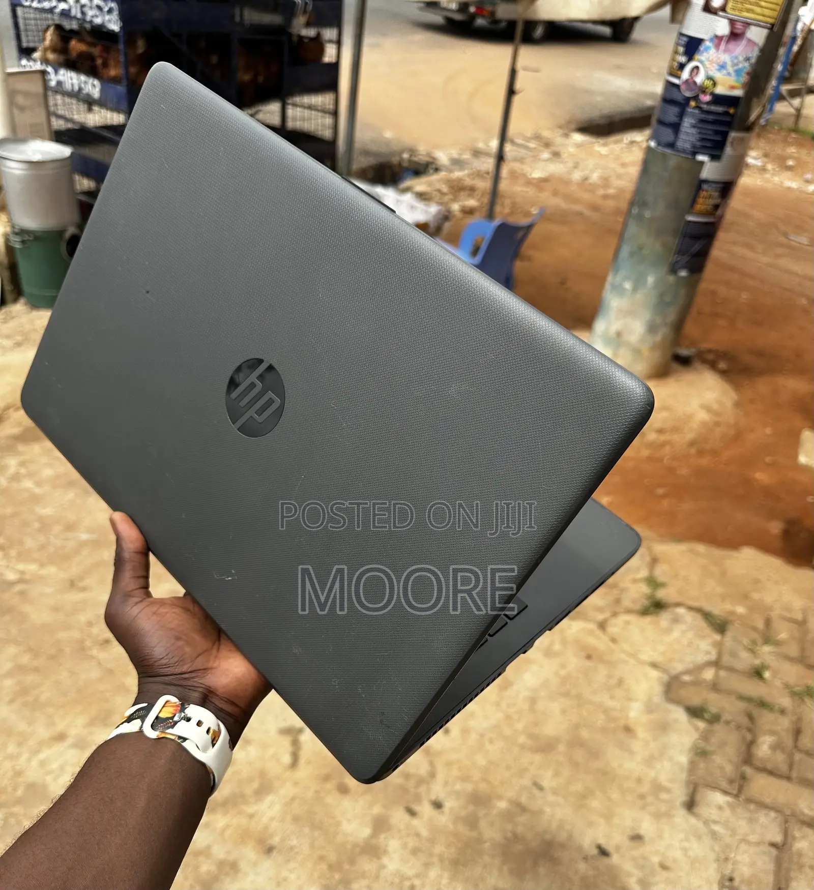 Laptop HP 255 G6 16GB Intel Core i3 HDD+SSD 1T
