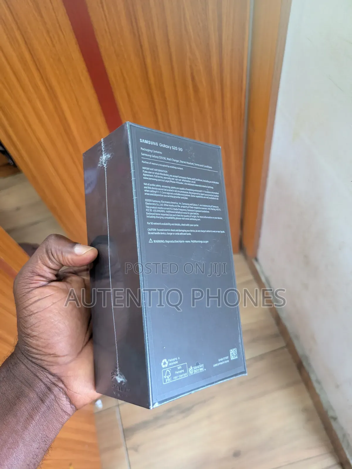 New Samsung Galaxy S20 128 GB Black
