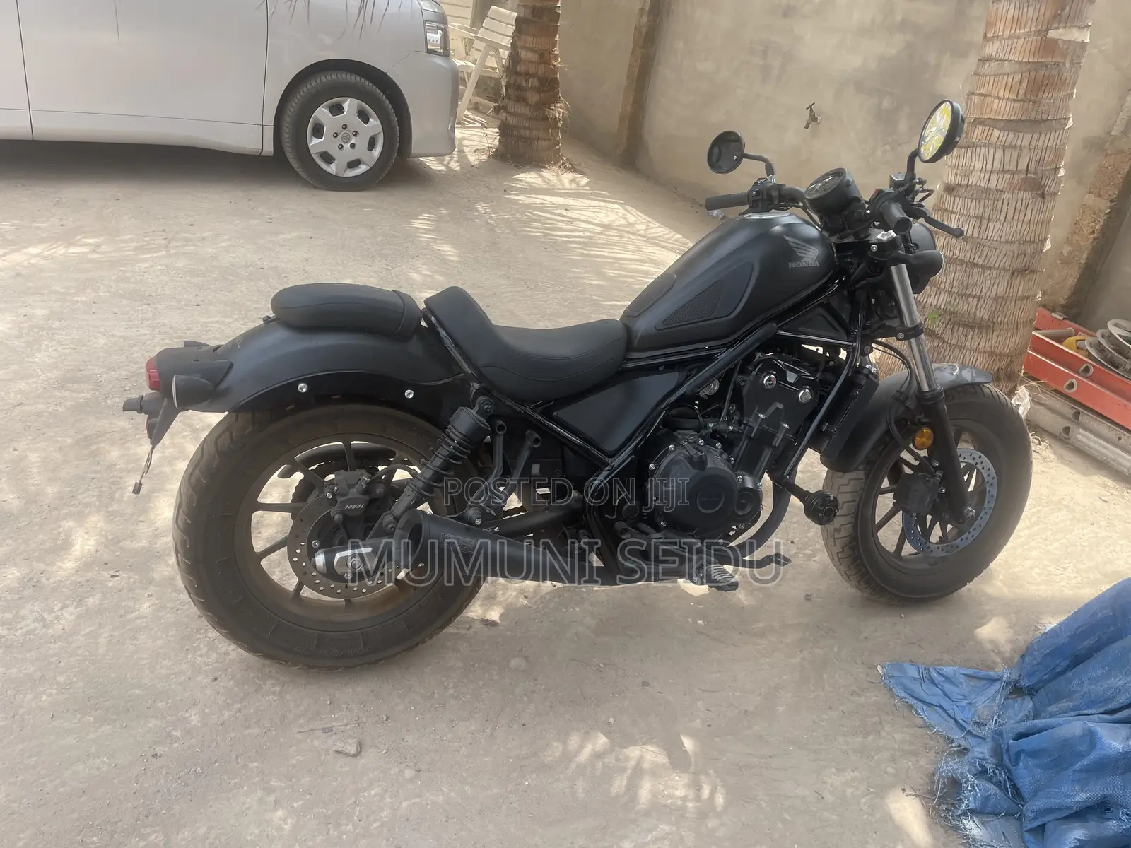 Honda CB 2025 Red