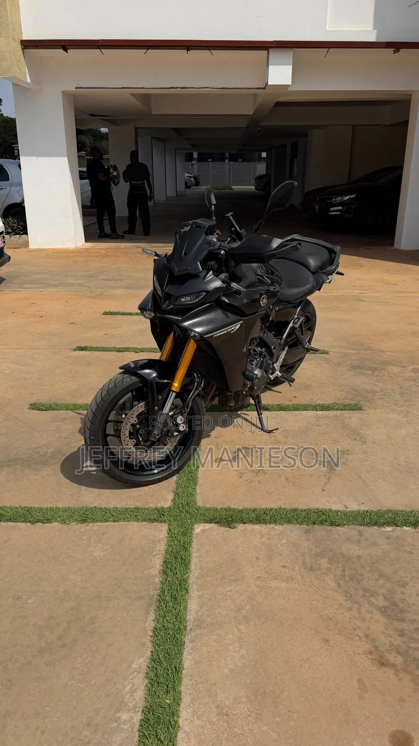 Yamaha 2022 Black