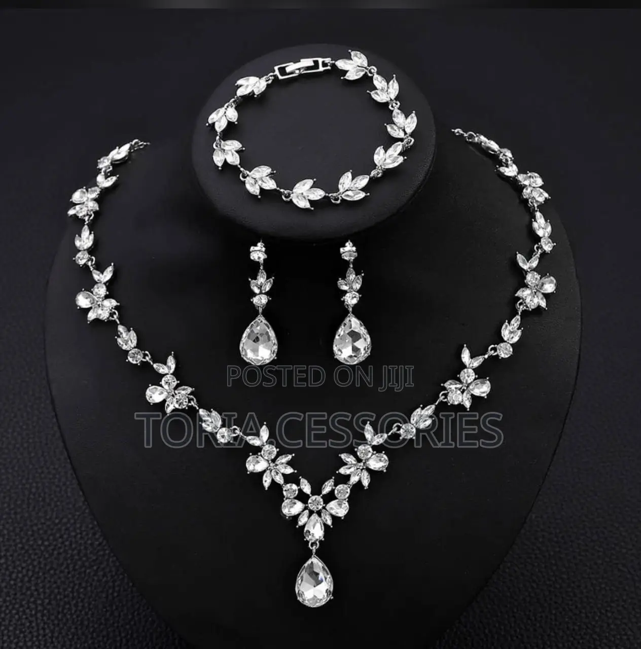 Floral Crystal Necklace