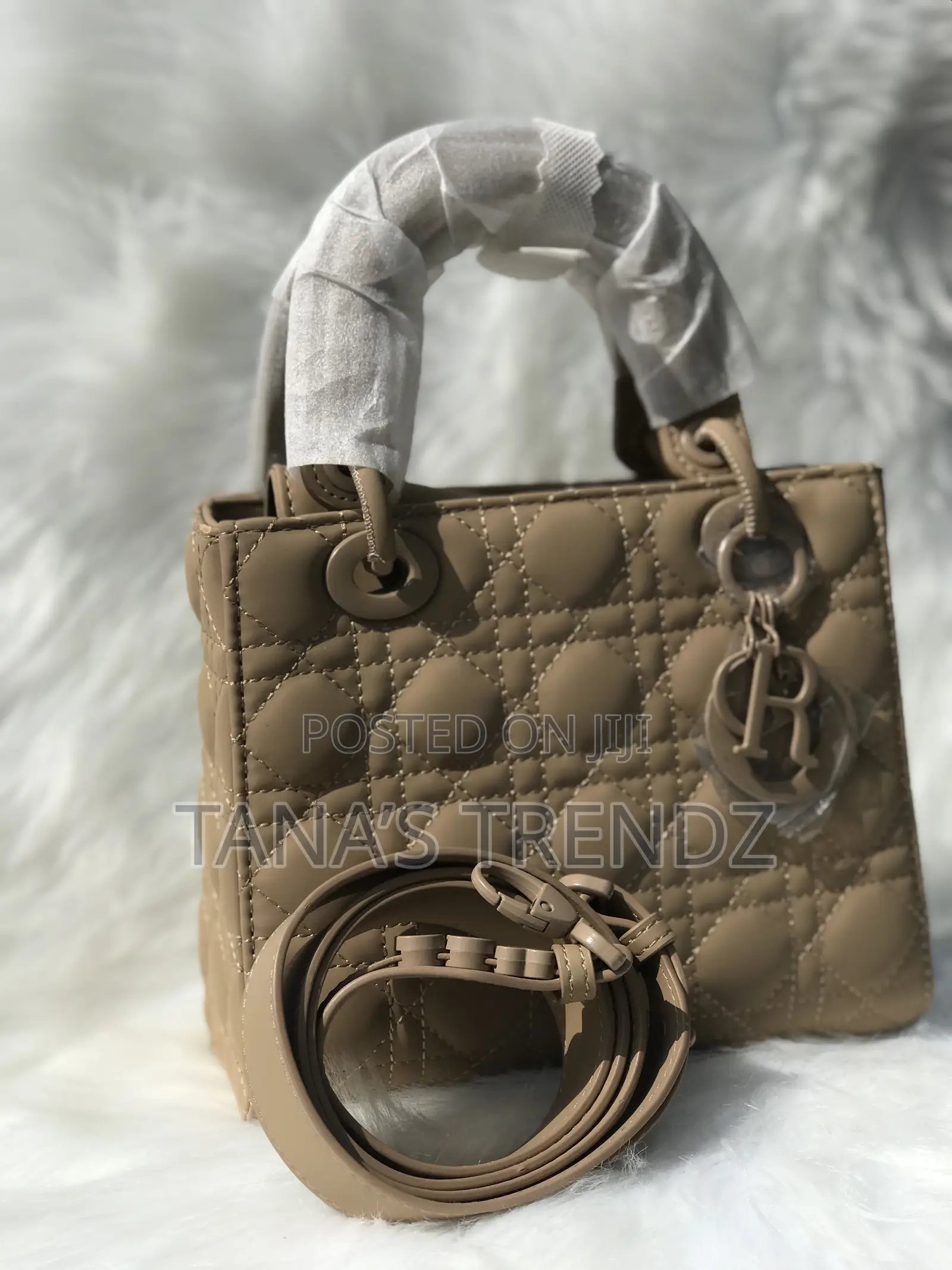 High Quality Leather Bags( Black and Brown)