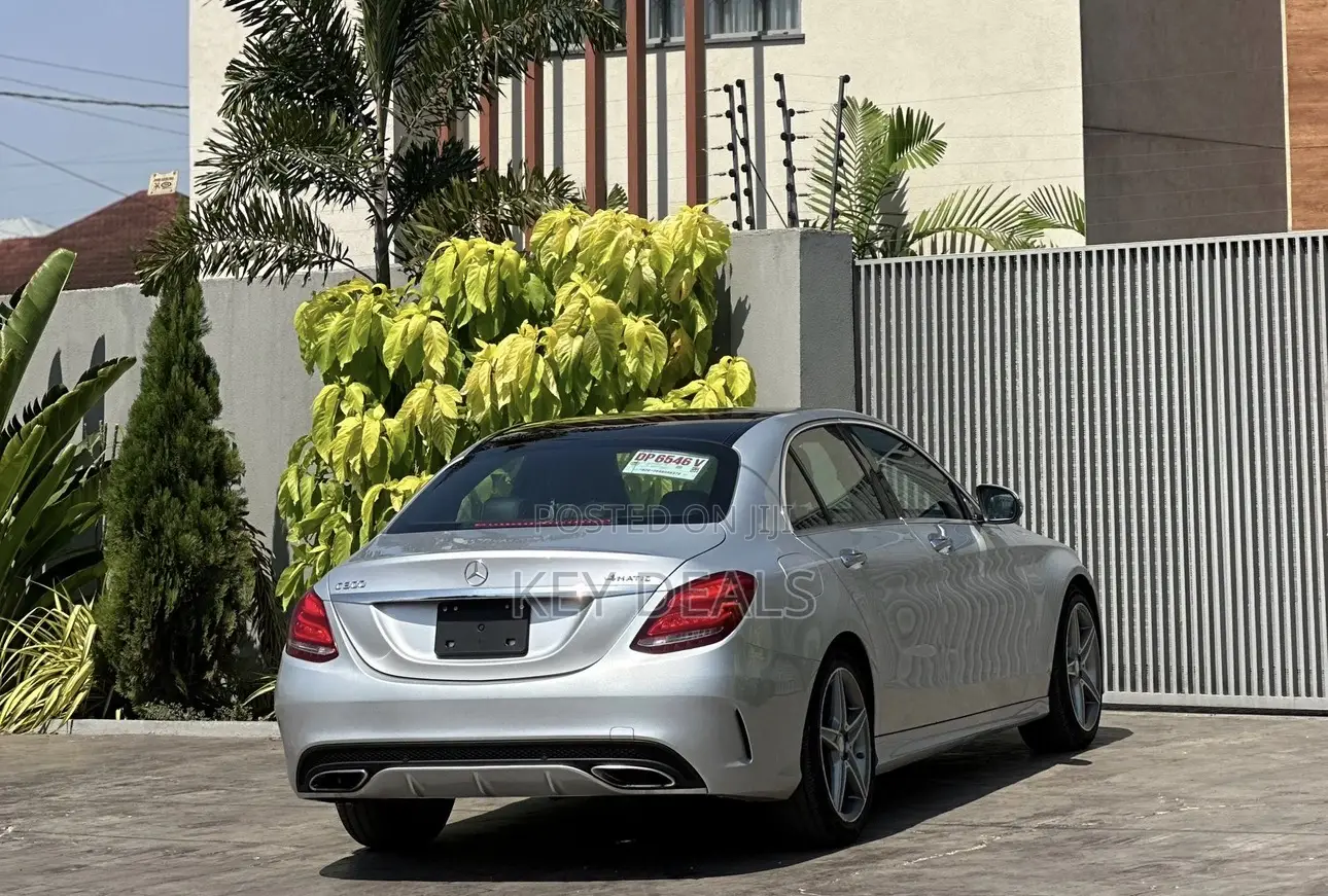 Mercedes-Benz C300 Sport 4Matic Sedan AWD (2.0L 4cyl 7A) 2017 Silver