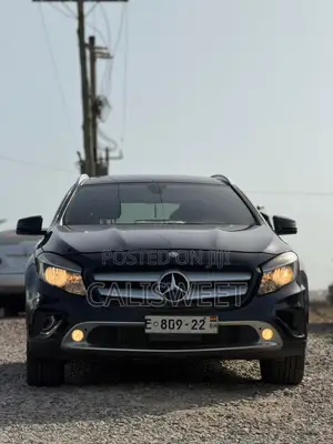 Mercedes-Benz GLA 250 2017 Black