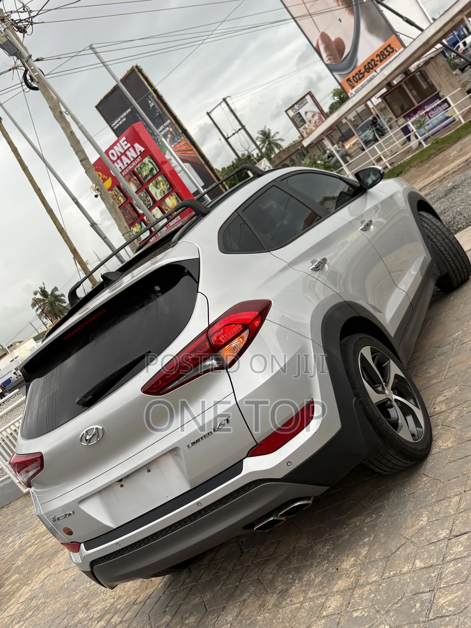 Hyundai Tucson Sport AWD 2016 Silver