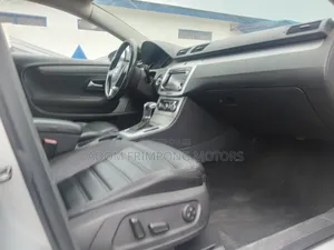 Volkswagen Passat 2010