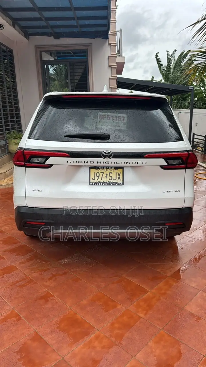 Toyota Grand Highlander Limited AWD 2024 White
