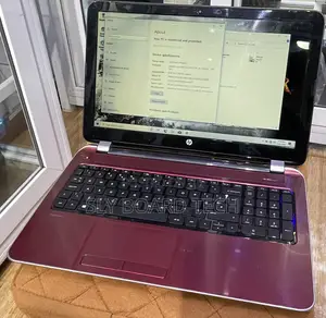 Laptop HP Pavilion 15 8GB Intel Core i3 HDD 1T